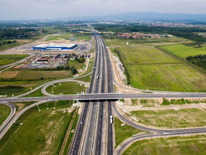 Izgradnja objekata niskogradnje (nadvožnjak Otok Svibovski, most 1, 2 i 3) na gradilištu 'Rekonstrukcije i dogradnje čvora Ivanja Reka-Rugvica'