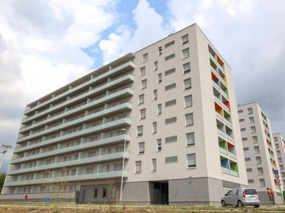 Izgradnja stambeno-poslovne građevine u Zagrebu, lokacija Zapruđe